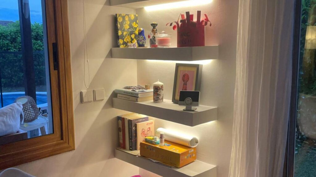 Professional painting services in Oxfordshire has just had a new shelf paint job done by STF Painting Services